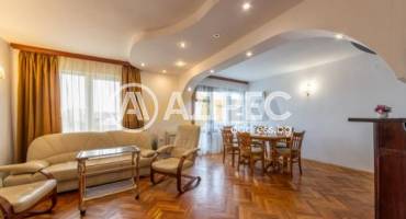 Многостаен апартамент, Варна, Колхозен пазар, 656445, Снимка 1