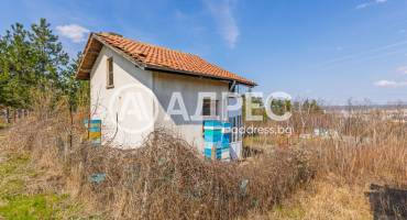 Къща/Вила, Плевен, Кайлъка, 689445, Снимка 2
