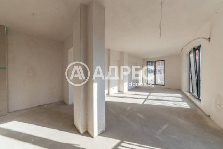 Двустаен апартамент, Варна, Бриз, 677446, Снимка 2