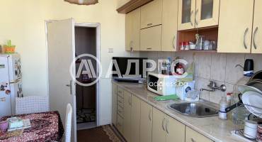 Двустаен апартамент, Шумен, Болницата, 687446, Снимка 1