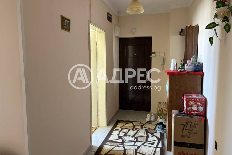 Двустаен апартамент, Шумен, Болницата, 687446, Снимка 7