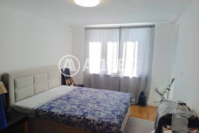 Двустаен апартамент, Ямбол, Център, 657448, Снимка 1