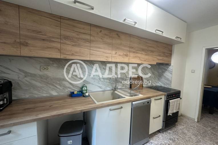 Тристаен апартамент, Плевен, 9-ти квартал, 655451, Снимка 1