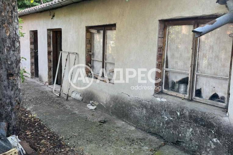 Къща/Вила, Патреш, 659451, Снимка 1