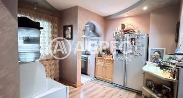 Тристаен апартамент, Добрич, Христо Ботев, 694454, Снимка 1