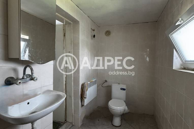Къща/Вила, Две могили, 697454, Снимка 16