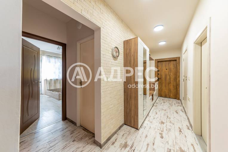 Многостаен апартамент, Варна, Владислав Варненчик, 676456, Снимка 16