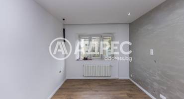 Тристаен апартамент, София, Хиподрума, 676457, Снимка 11