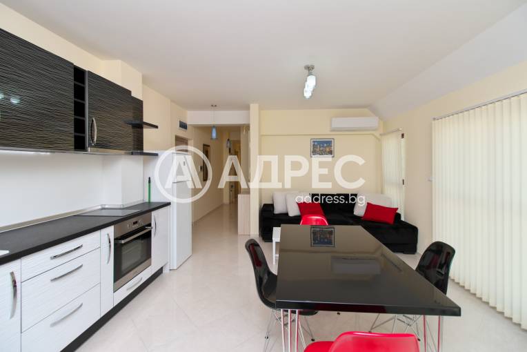 Тристаен апартамент, Варна, Операта, 677457, Снимка 2