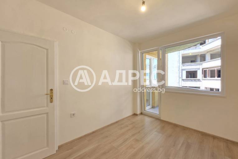 Тристаен апартамент, София, Хиподрума, 697457, Снимка 14