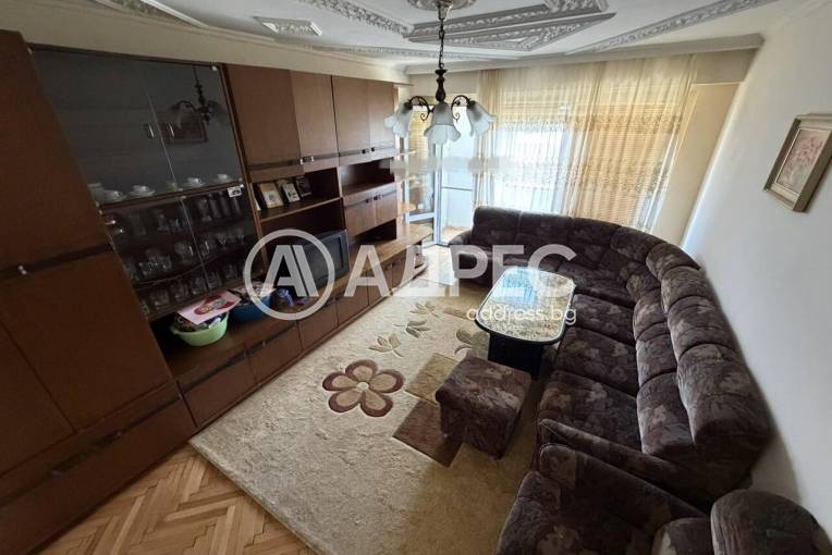 Тристаен апартамент, Ямбол, Граф Игнатиев, 703458, Снимка 2