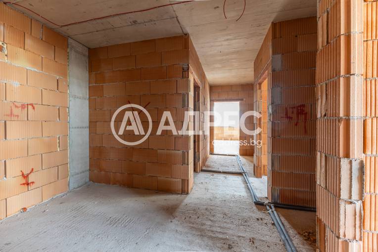 Тристаен апартамент, Варна, Владислав Варненчик, 686461, Снимка 9