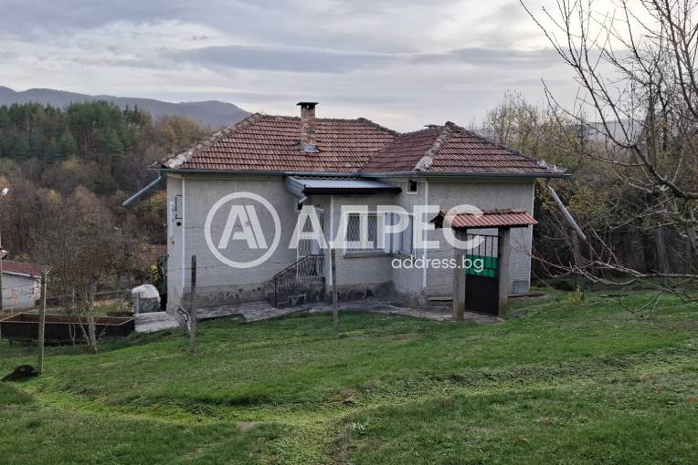 Къща/Вила, Столът, 676463, Снимка 2