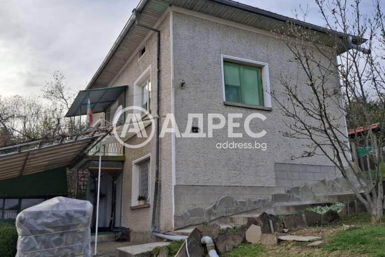 Къща/Вила, Столът, 676463, Снимка 3