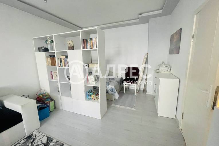 Двустаен апартамент, Шумен, Кв. Добруджански, 690464, Снимка 3