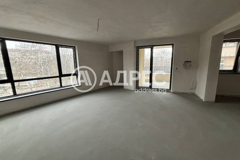 Тристаен апартамент, Хасково, Училищни, 645465, Снимка 1