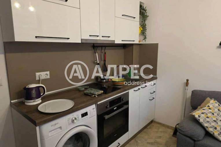 Двустаен апартамент, Велико Търново, Център, 676465, Снимка 1