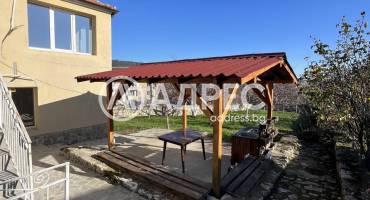 Къща/Вила, Варна, Виница, 688465, Снимка 1