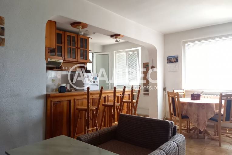 Тристаен апартамент, Русе, Център, 663466, Снимка 2