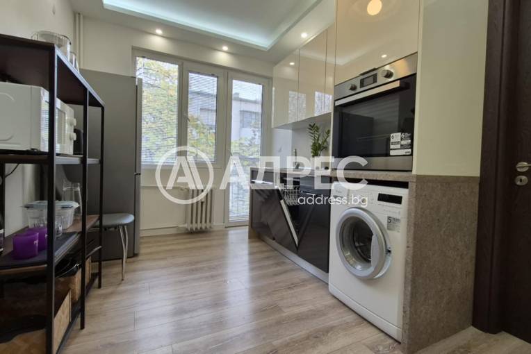 Двустаен апартамент, София, Яворов, 675467, Снимка 11