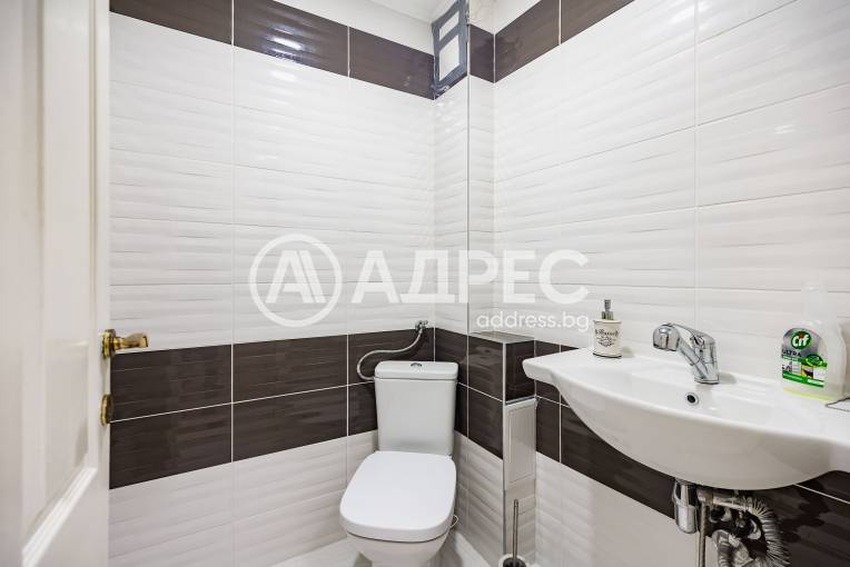 Тристаен апартамент, Варна, Червен площад, 699467, Снимка 18