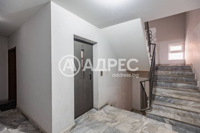 Тристаен апартамент, Варна, Червен площад, 699467, Снимка 22