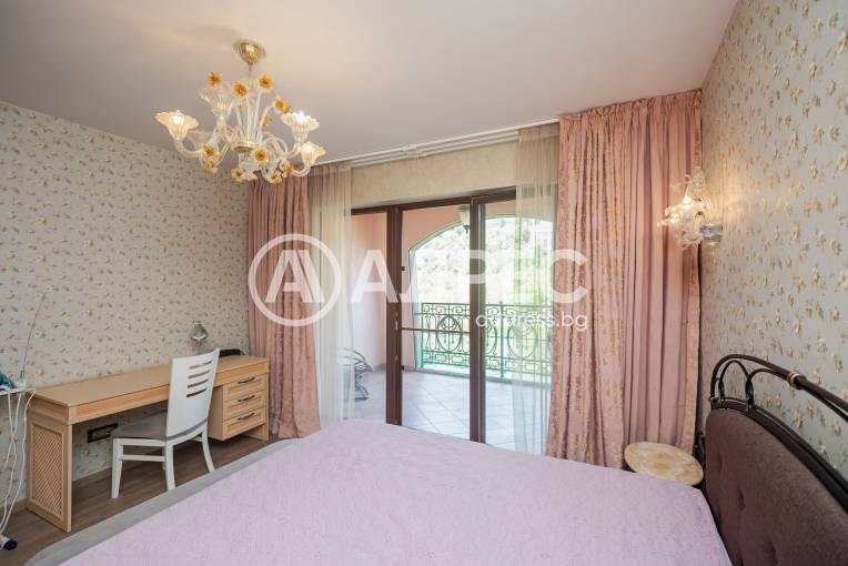 Тристаен апартамент, Варна, к.к. Слънчев ден, 700467, Снимка 16