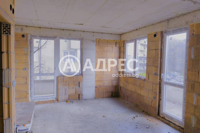 Двустаен апартамент, Варна, Погребите, 678468, Снимка 3