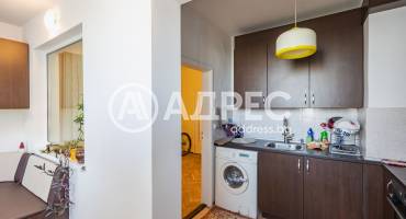 Многостаен апартамент, Варна, Лятно кино Тракия, 697471, Снимка 20