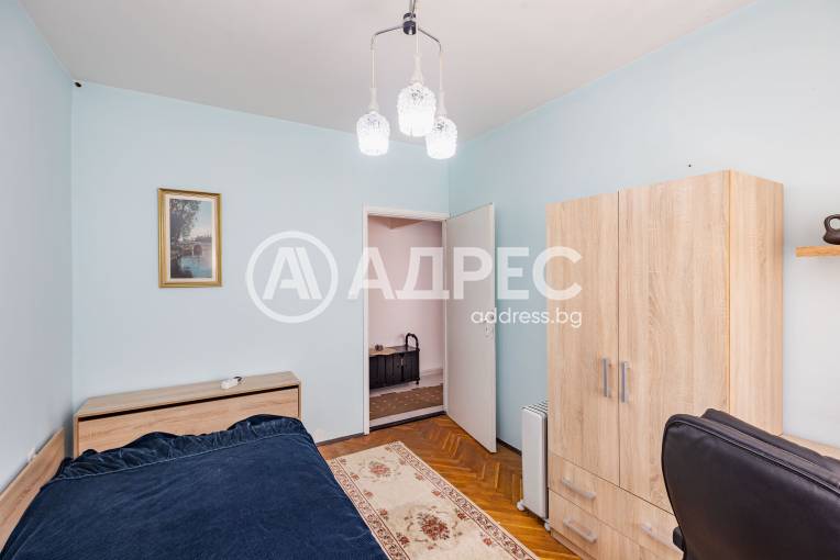 Многостаен апартамент, Варна, Лятно кино Тракия, 697471, Снимка 11