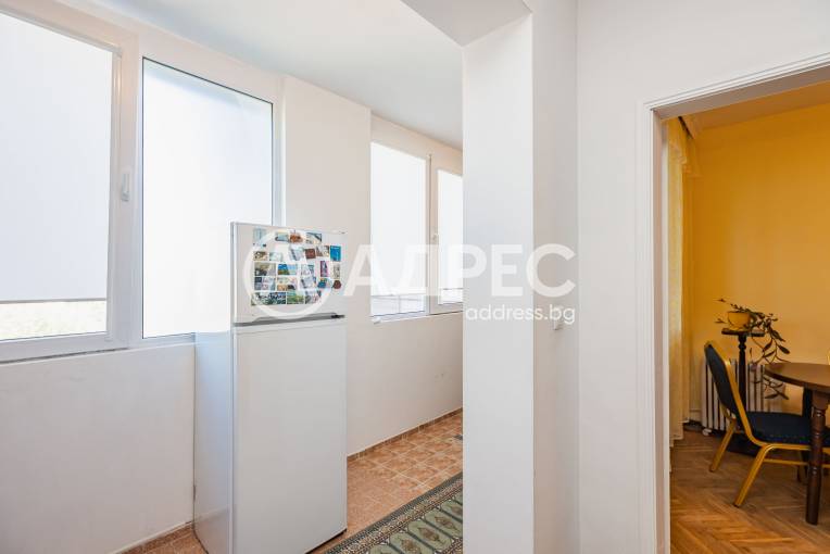 Многостаен апартамент, Варна, Лятно кино Тракия, 697471, Снимка 18