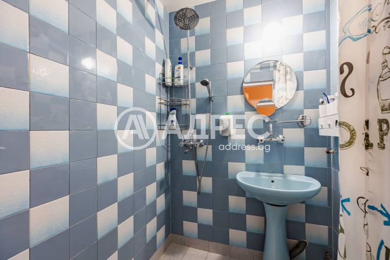 Многостаен апартамент, Варна, Лятно кино Тракия, 697471, Снимка 21