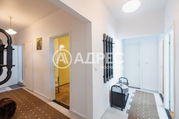 Многостаен апартамент, Варна, Лятно кино Тракия, 697471, Снимка 23