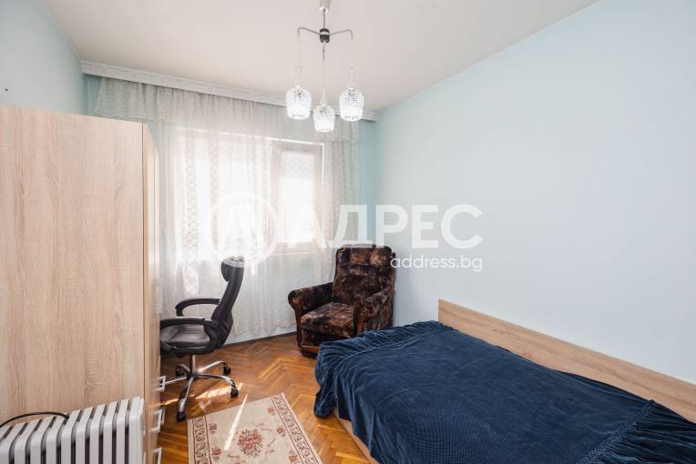 Многостаен апартамент, Варна, Лятно кино Тракия, 697471, Снимка 3