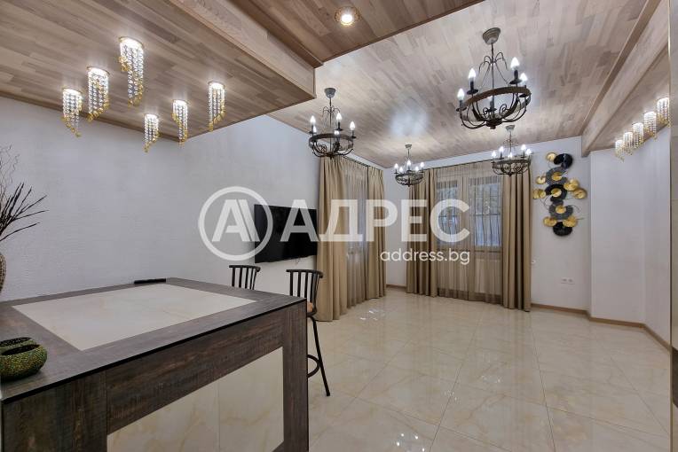 Къща/Вила, София, Оборище, 658473, Снимка 1