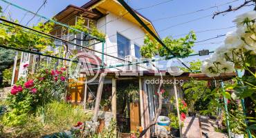 Къща/Вила, Варна, м-ст Планова, 657474, Снимка 1