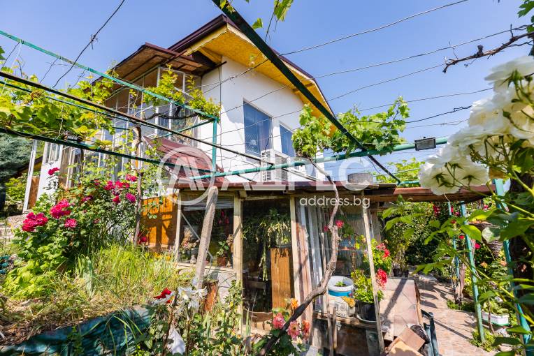 Къща/Вила, Варна, м-ст Планова, 657474, Снимка 1