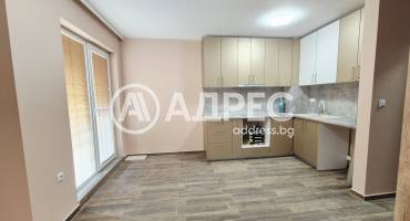 Двустаен апартамент, Варна, Погребите, 677474, Снимка 1