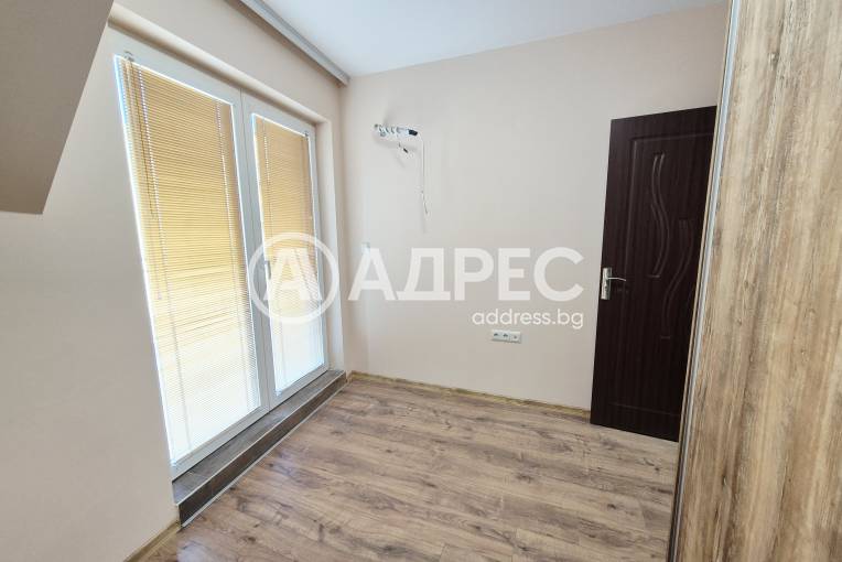 Двустаен апартамент, Варна, Погребите, 677474, Снимка 8