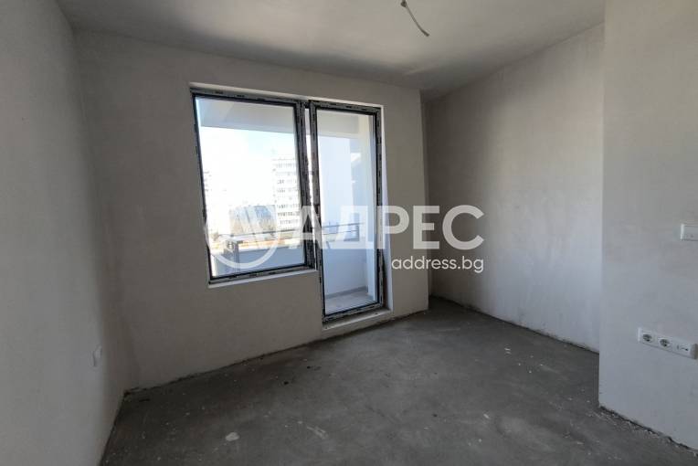 Тристаен апартамент, Варна, Цветен квартал, 684474, Снимка 5