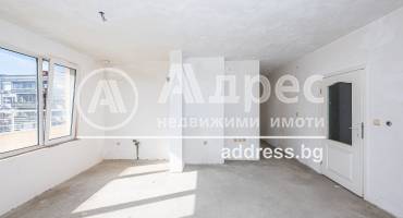 Тристаен апартамент, Пловдив, Кючук Париж, 511475