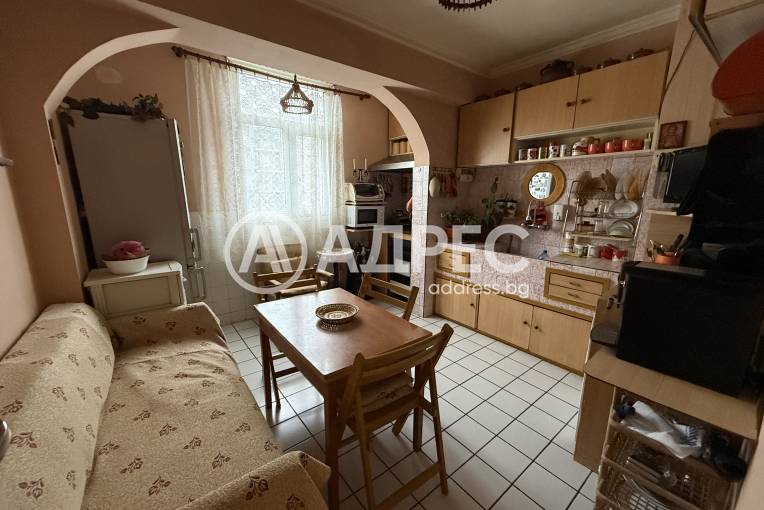 Тристаен апартамент, Хасково, Любен Каравелов, 677475, Снимка 10