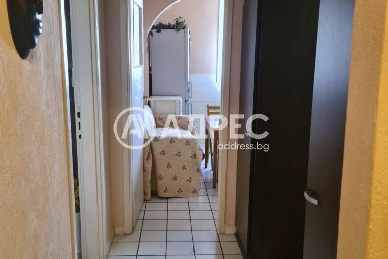Тристаен апартамент, Хасково, Любен Каравелов, 677475, Снимка 7