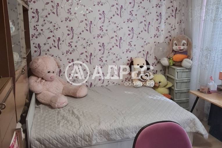 Тристаен апартамент, Хасково, Любен Каравелов, 677475, Снимка 9