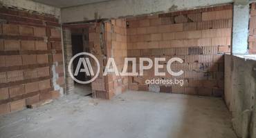 Тристаен апартамент, Варна, Колхозен пазар, 693475, Снимка 1