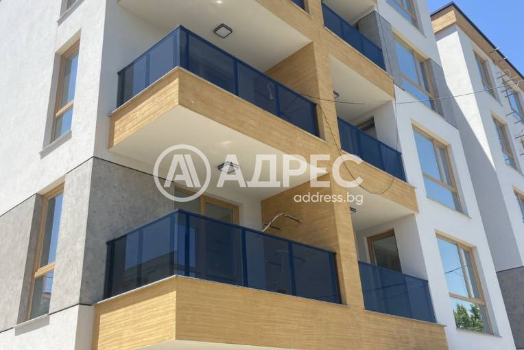 Тристаен апартамент, Пловдив, Младежки хълм, 700475, Снимка 1