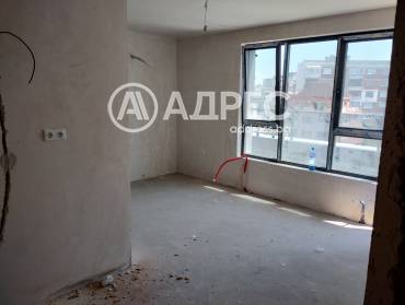 Тристаен апартамент, София, Разсадника, 664478, Снимка 1