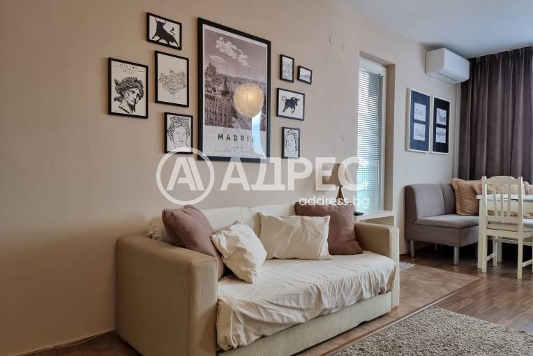 Двустаен апартамент, София, Лагера, 677478, Снимка 1