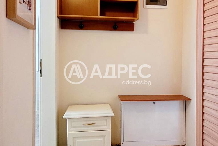 Двустаен апартамент, София, Лагера, 677478, Снимка 8