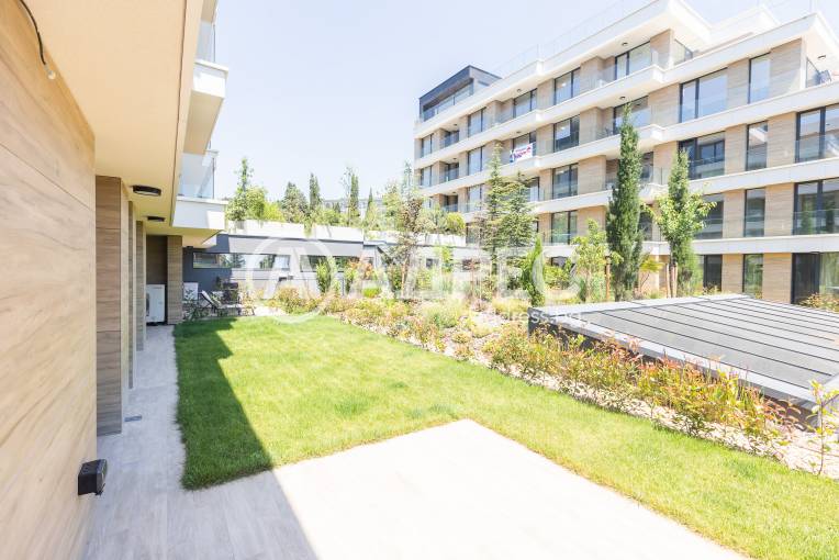 Многостаен апартамент, Варна, к.к. Св.Св. Константин и Елена, 659480, Снимка 23